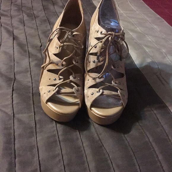 Gianni Bini shoes - Picture 2 of 2